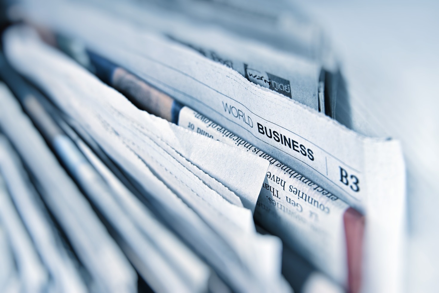 Behind the Scenes: Crafting Accurate Headlines
